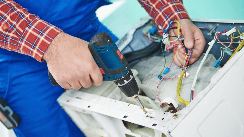 Gaziosmanpaşa Siemens Siemens çamaşır makinesi kart tamiri – Su almama arızası orijinal parça ile giderildi. - Teknik servis örneği